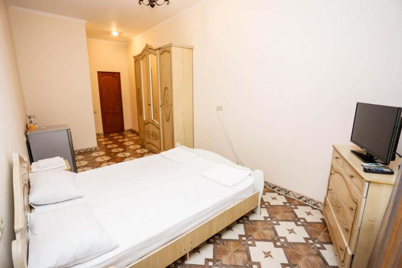 غاغرا Hotel Sabina المظهر الخارجي الصورة