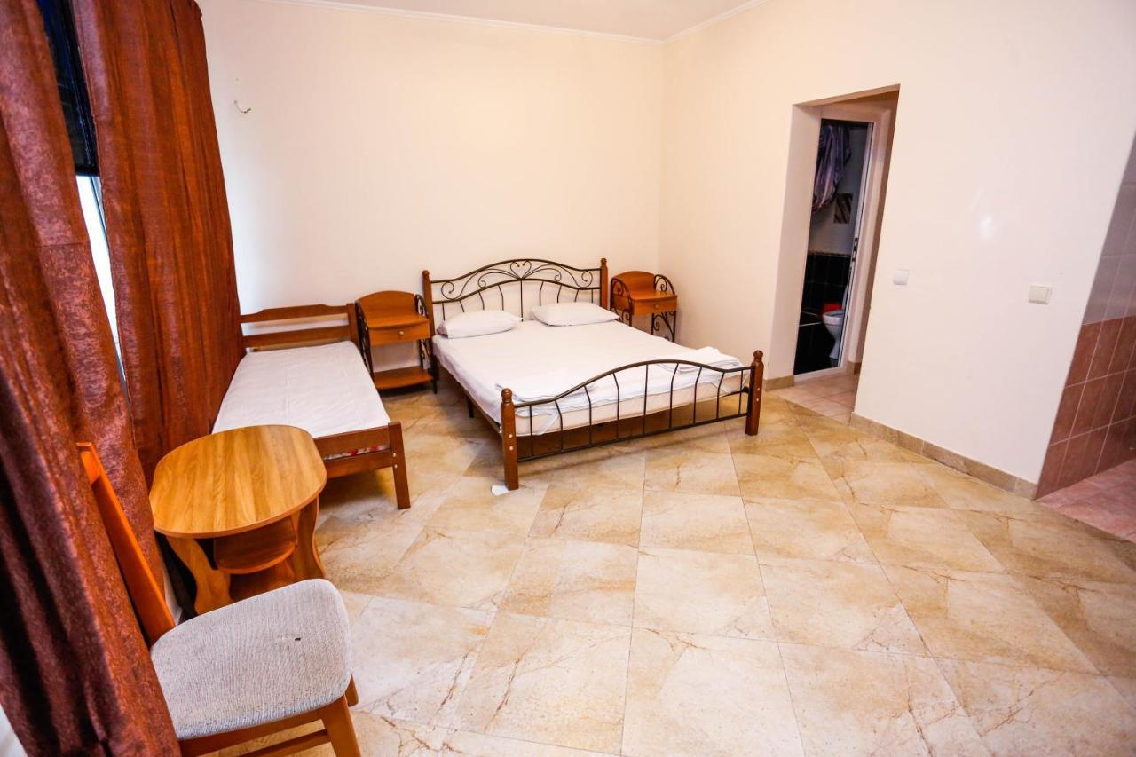 غاغرا Hotel Sabina المظهر الخارجي الصورة
