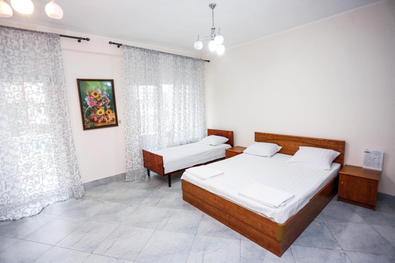 غاغرا Hotel Sabina المظهر الخارجي الصورة